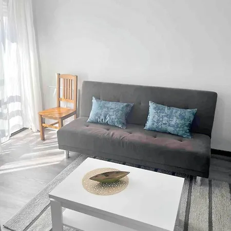 Comfortable In - 55 M² With Private Parking Nazaré