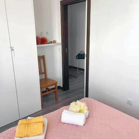 Comfortable In - 55 M² With Private Parking Daire *