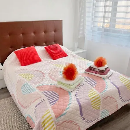 Lejlighed Comfortable In - 55 M² With Private Parking *